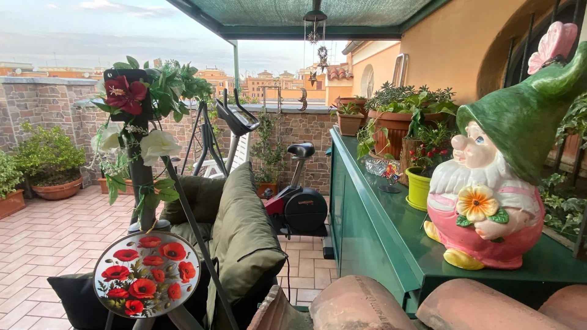 Ave Roma Suite 0*, Rome