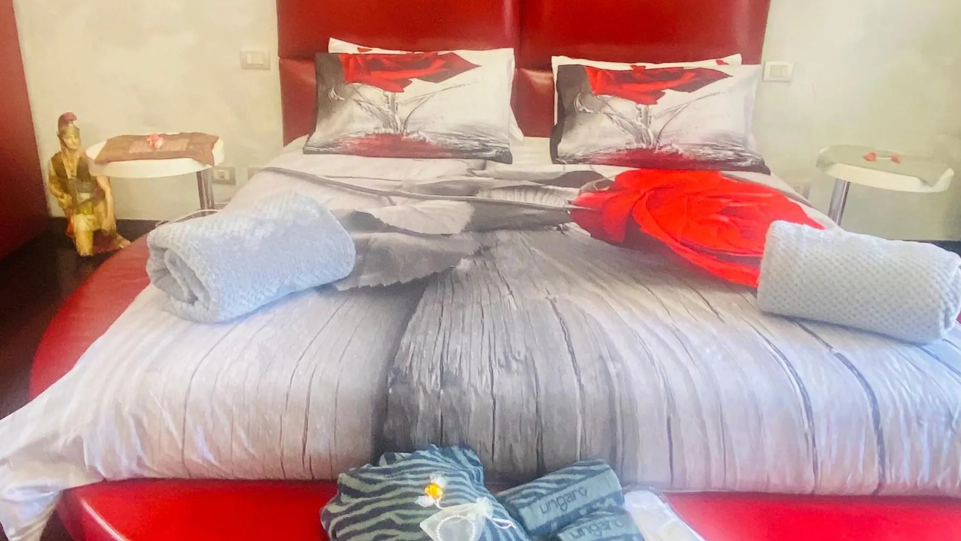 Ave Roma Suite Apartment